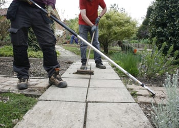 Builders’ Garden Debris Clean-Ups
